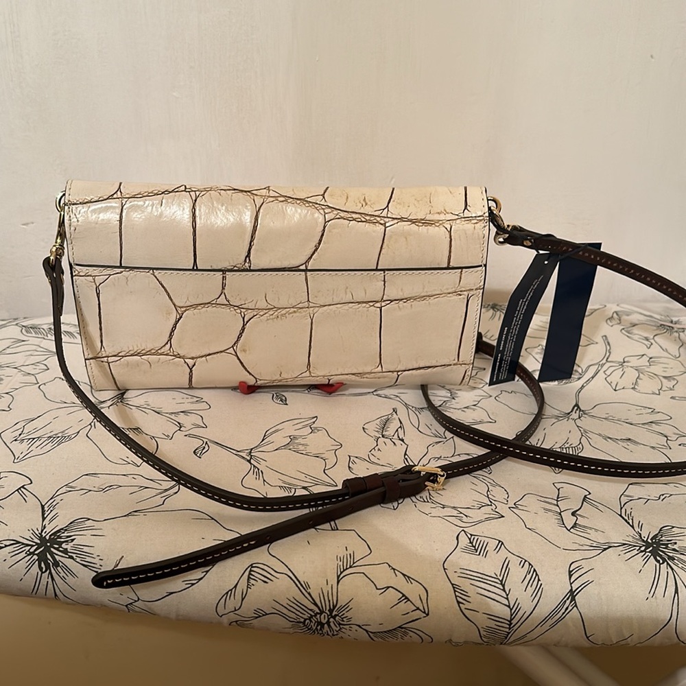 Handbag - Picture 3 of 6